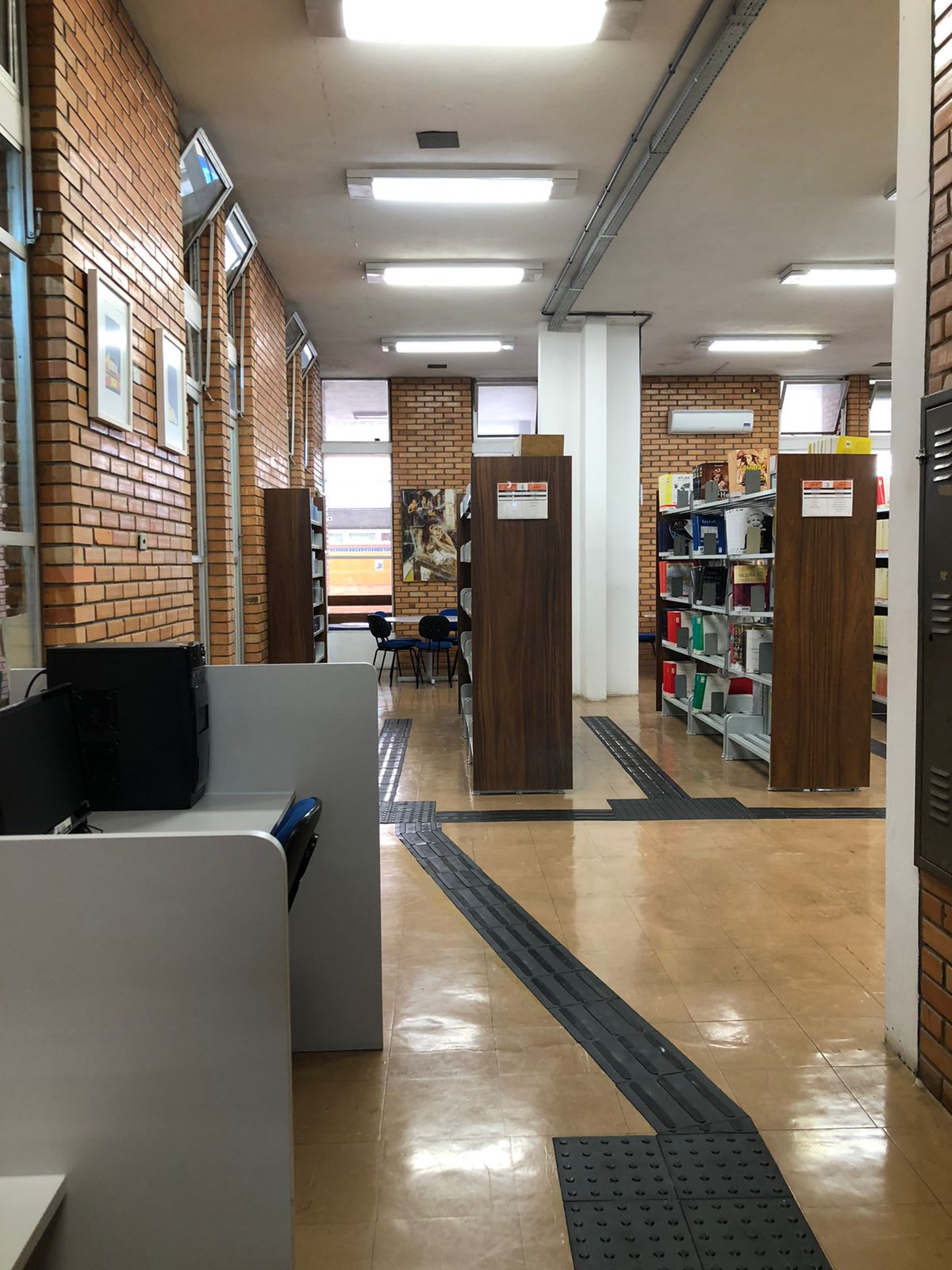 Biblioteca de Itajaí - Foto 04
